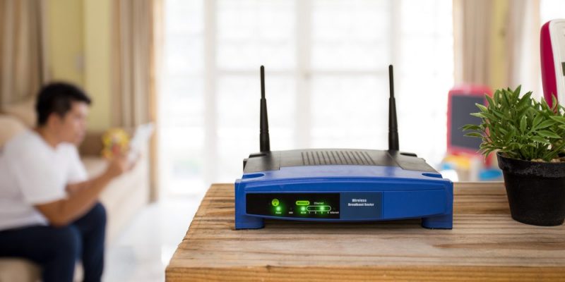 Modem dan router memungkinkan komunikasi terjalin.